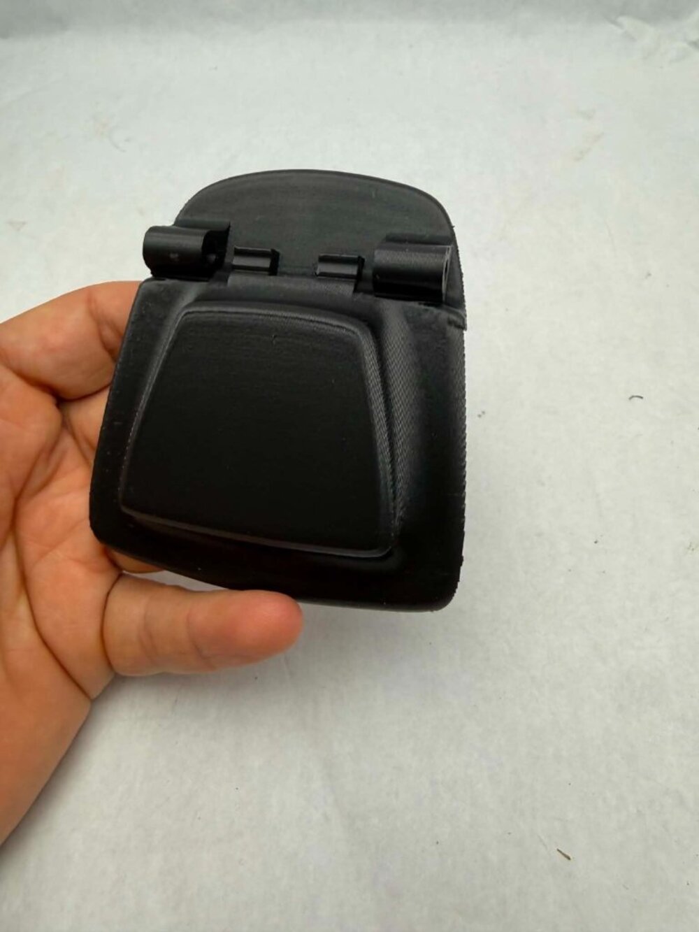 2016-2020 Tesla Model X Load Floor Handle Bracket Replacement